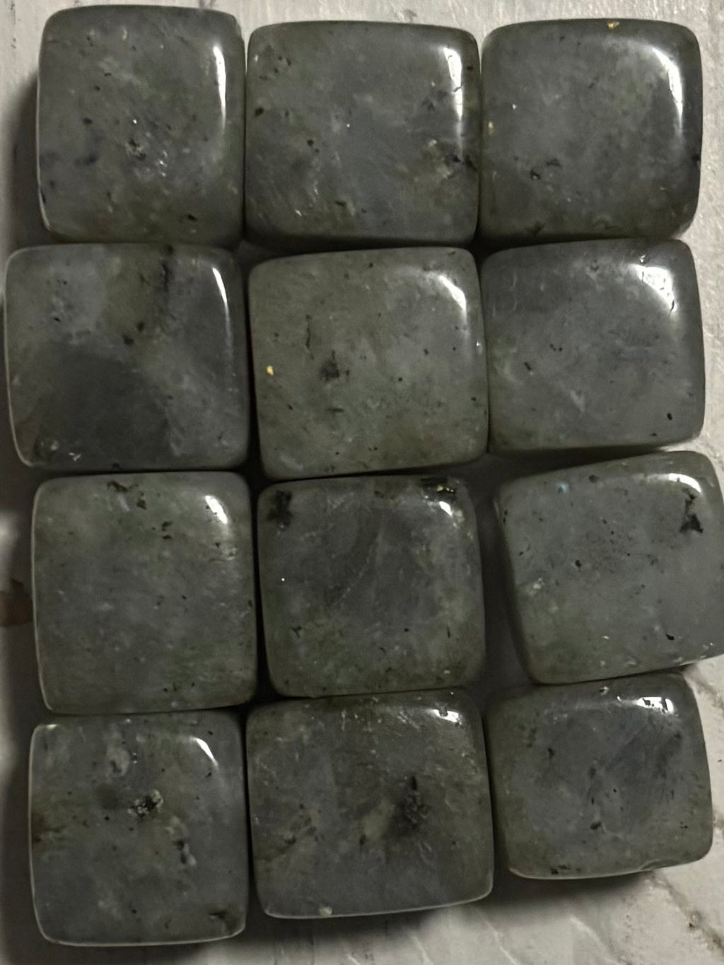 Labradorite-square tumbled