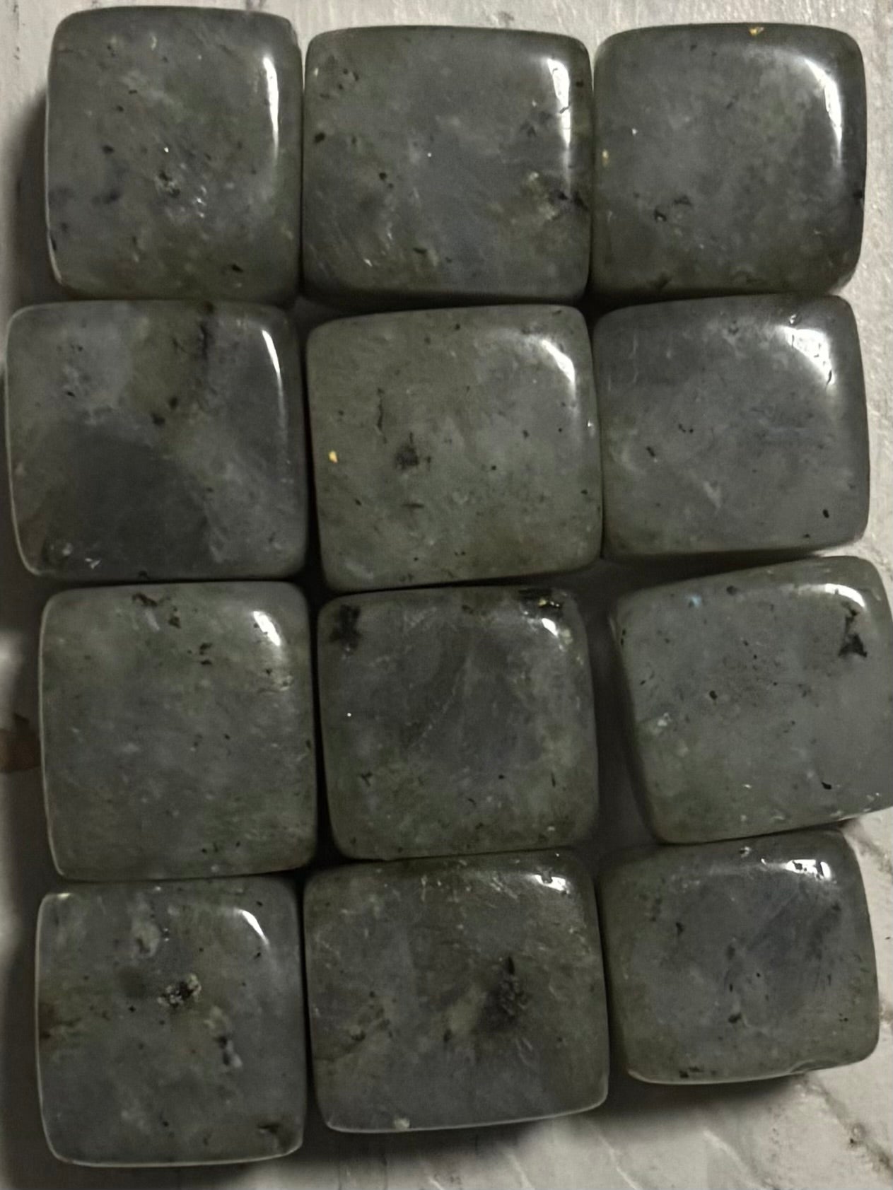 Labradorite-square tumbled